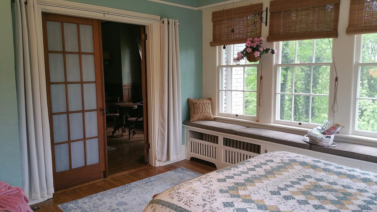 Almost Heaven Bed & Breakfast Waynesville Bagian luar foto
