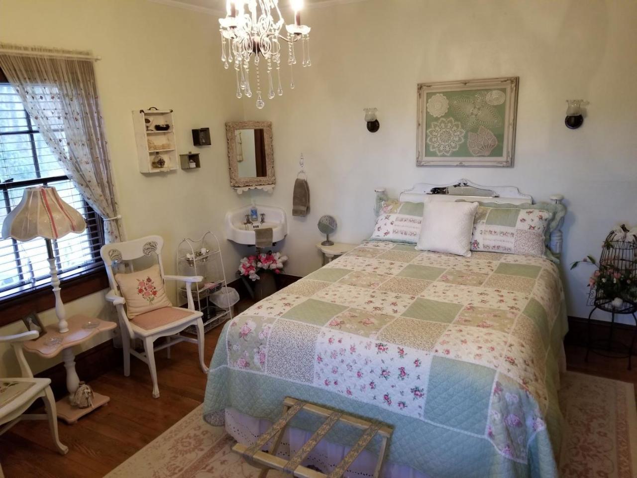 Almost Heaven Bed & Breakfast Waynesville Bagian luar foto